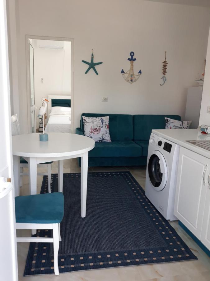 Blue Coral Apartament Velipoje Bagian luar foto